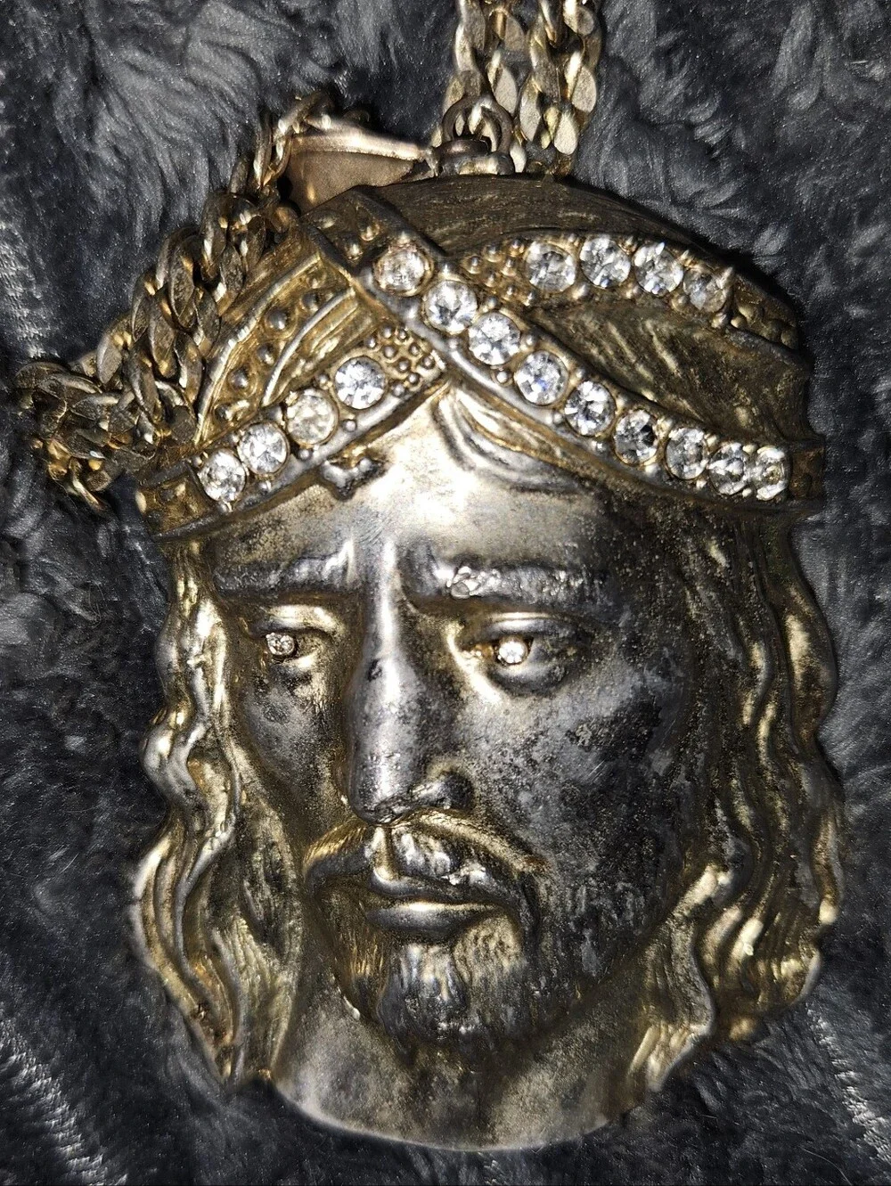 N/A striking gold